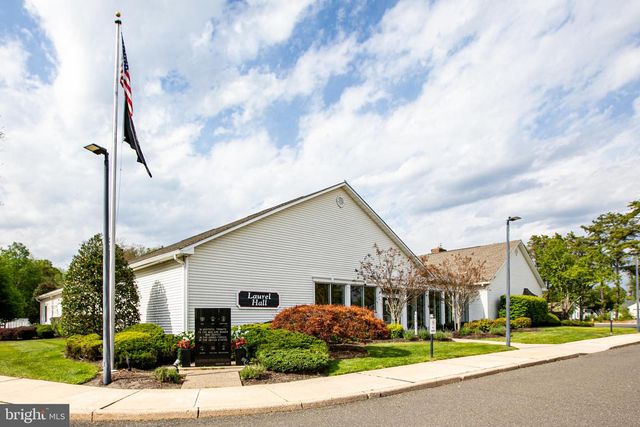 12 HEATHER PL, Southampton, NJ 08088