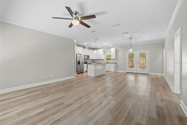 25726 SW 19TH AVENUE, Newberry, FL 32669