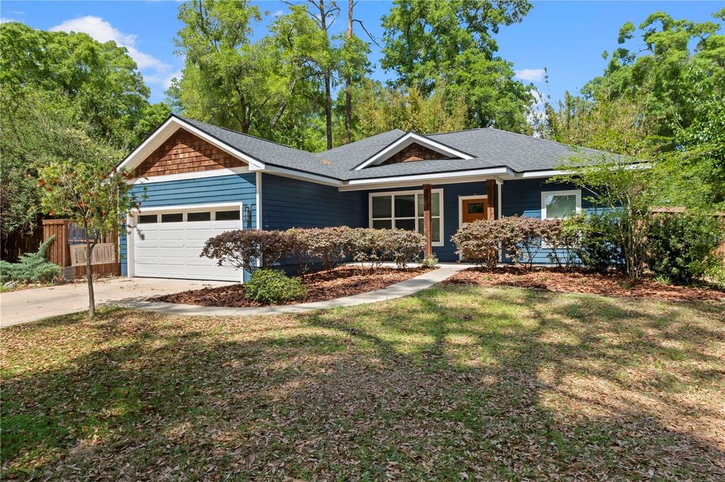 25726 SW 19TH AVENUE, Newberry, FL 32669