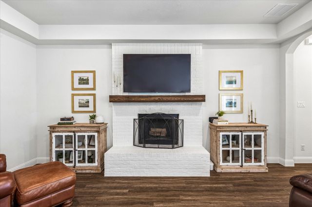 215 E Furlong, Willow Park, TX 76087