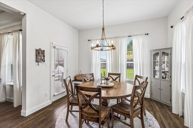 215 E Furlong, Willow Park, TX 76087