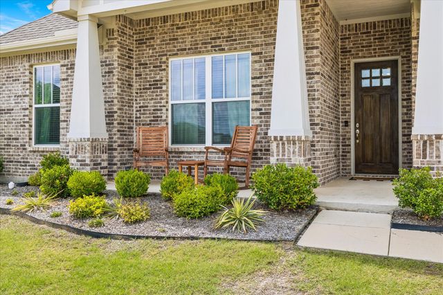 215 E Furlong, Willow Park, TX 76087