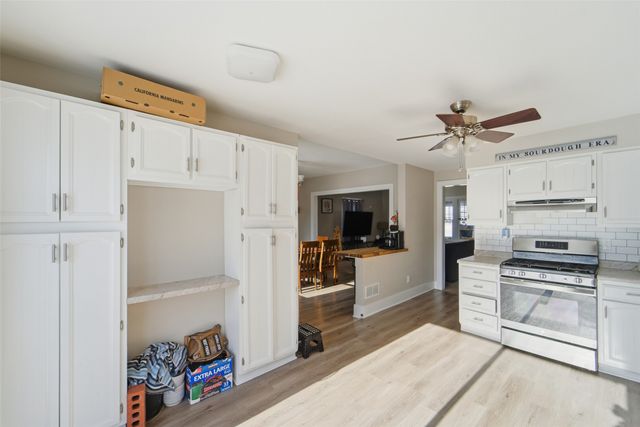 1911 Lucinda Street, Perry, IA 50220