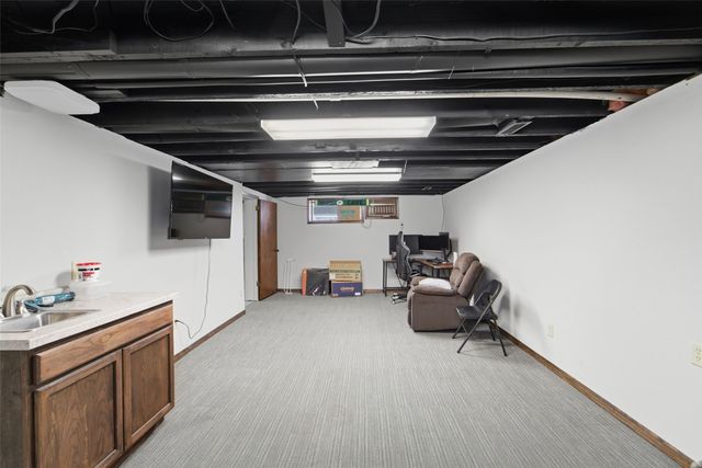 1911 Lucinda Street, Perry, IA 50220