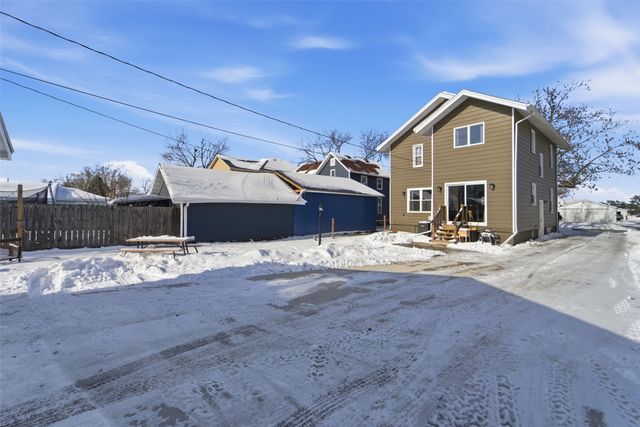 1911 Lucinda Street, Perry, IA 50220