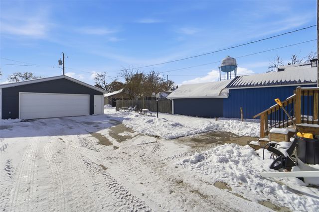 1911 Lucinda Street, Perry, IA 50220