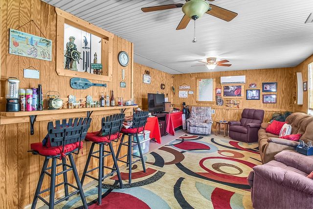 1067 Polson Circle NE, Townsend, GA 31331