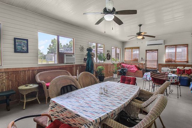 1067 Polson Circle NE, Townsend, GA 31331