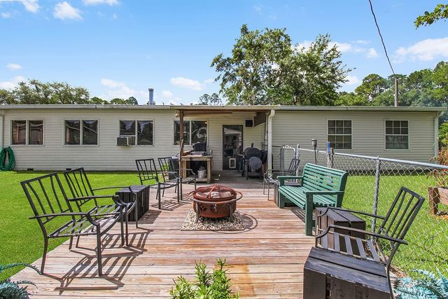 1067 Polson Circle NE, Townsend, GA 31331