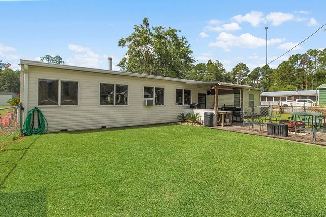 1067 Polson Circle NE, Townsend, GA 31331