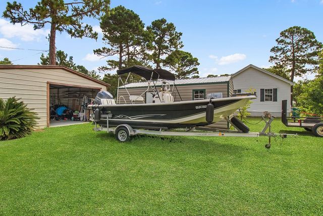 1067 Polson Circle NE, Townsend, GA 31331