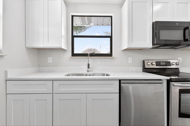 2800 Alkire Road, Grove City, OH 43123