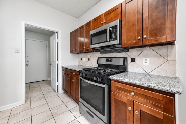 11014 Landsbury Court, Houston, TX 77099