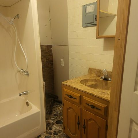 1932 Wahoo Lane, West Tawakoni, TX 75474