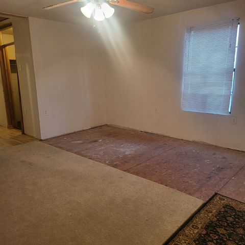 1932 Wahoo Lane, West Tawakoni, TX 75474