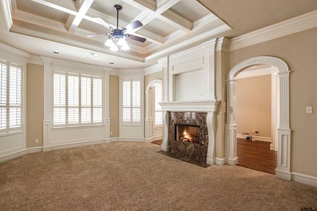 6805 Castle Pines Ct, Tyler, TX 75703