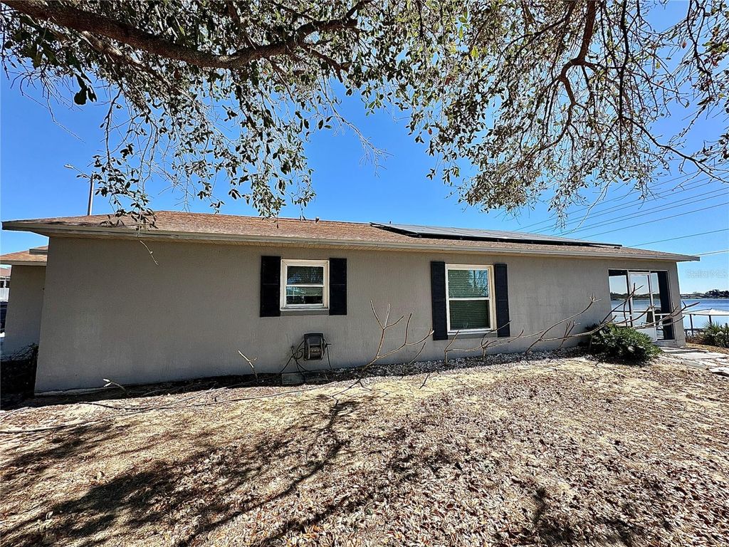 Image 24 of property listing at 802 MARCIA LOOP, Winter Haven, FL 33884