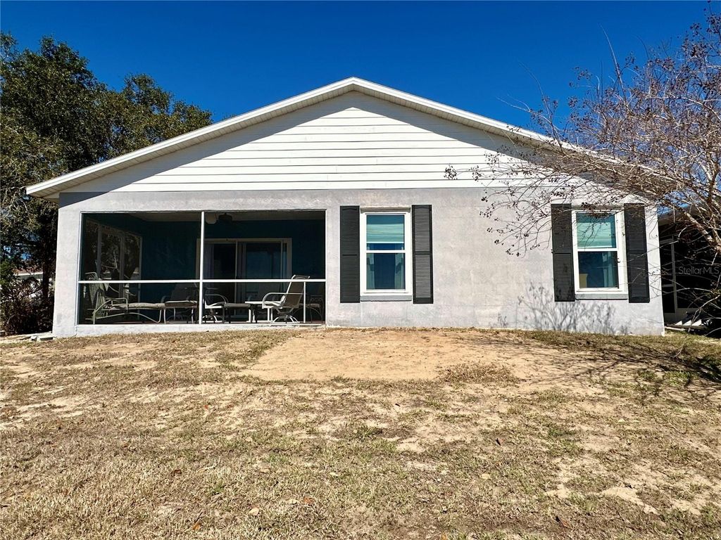 Image 25 of property listing at 802 MARCIA LOOP, Winter Haven, FL 33884