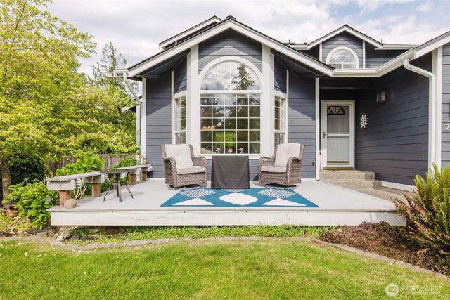 2294 Steamboat Loop E, Port Orchard, WA 98366