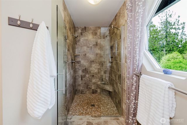 2294 Steamboat Loop E, Port Orchard, WA 98366