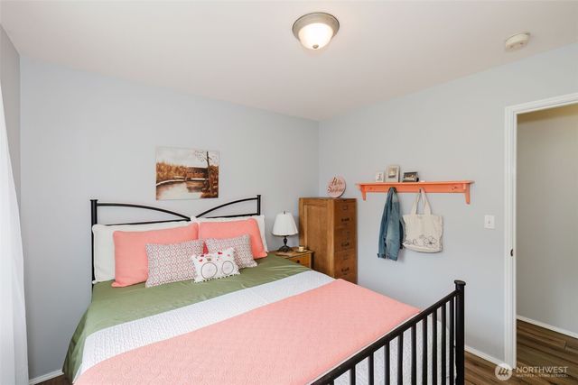 2294 Steamboat Loop E, Port Orchard, WA 98366