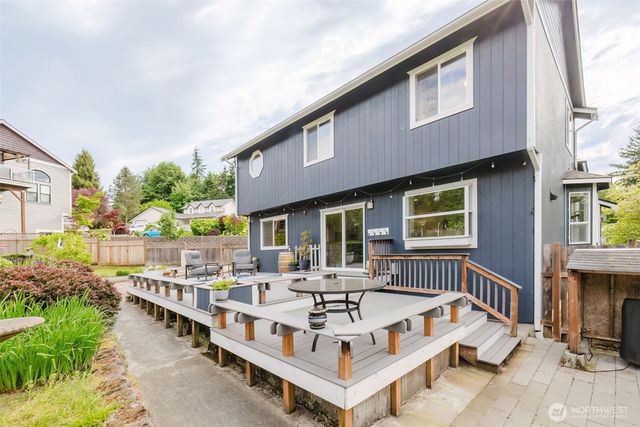 2294 Steamboat Loop E, Port Orchard, WA 98366