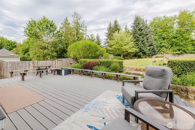 2294 Steamboat Loop E, Port Orchard, WA 98366