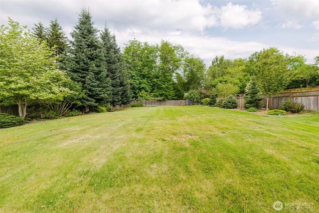 2294 Steamboat Loop E, Port Orchard, WA 98366