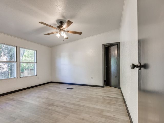 9200 Hollow Road, Newalla, OK 74857