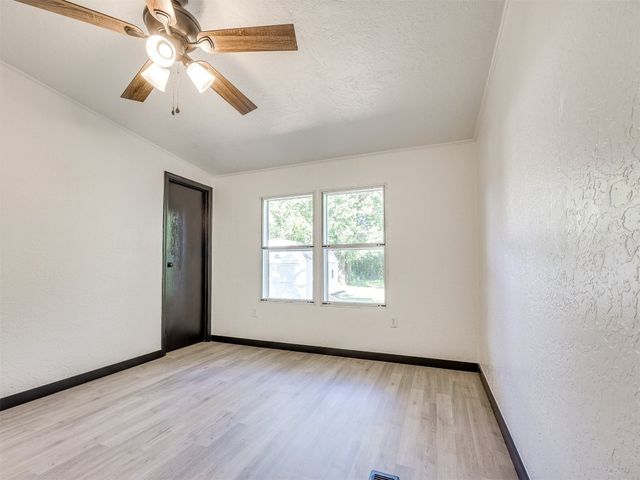 9200 Hollow Road, Newalla, OK 74857
