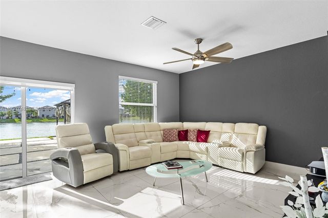 1388 SE 27th Terrace, Homestead, FL 33035