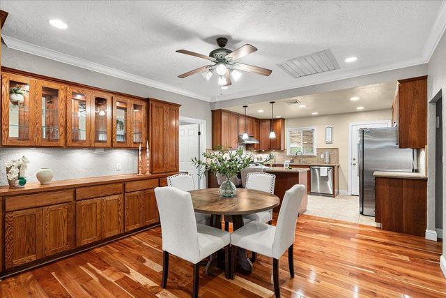 672 Pedersen Rd, Oakdale, CA 95361