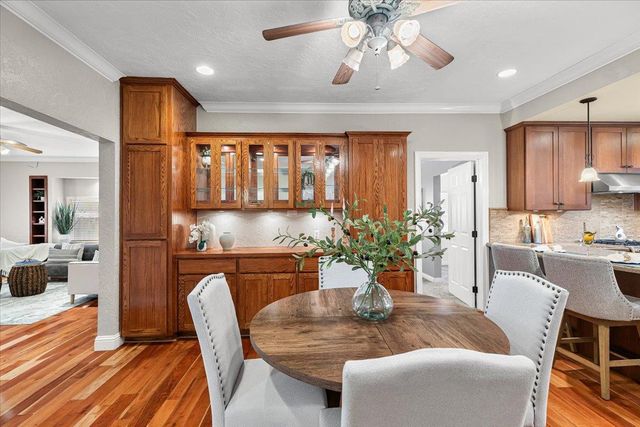 672 Pedersen Rd, Oakdale, CA 95361