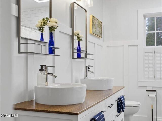 12 Larkspur Drive, Saratoga Springs, NY 12866