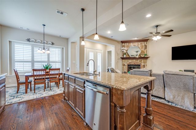 3024 Aberdeen Drive, The Colony, TX 75056