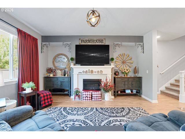 2091 35TH Ave, Forest Grove, OR 97116