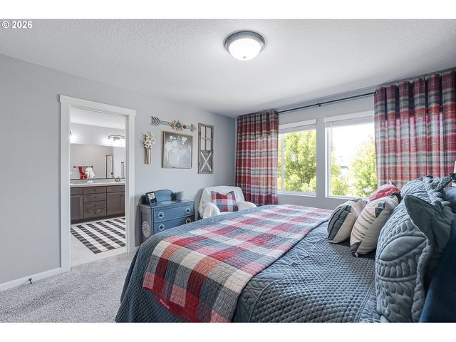 2091 35TH Ave, Forest Grove, OR 97116