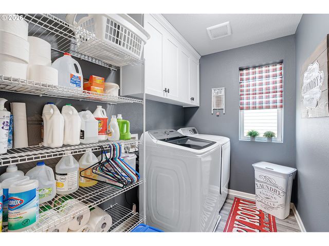 2091 35TH Ave, Forest Grove, OR 97116