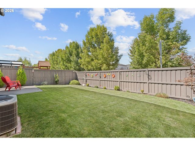 2091 35TH Ave, Forest Grove, OR 97116