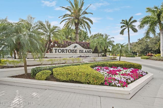 250 Lanternback Island Drive, Satellite Beach, FL 32937