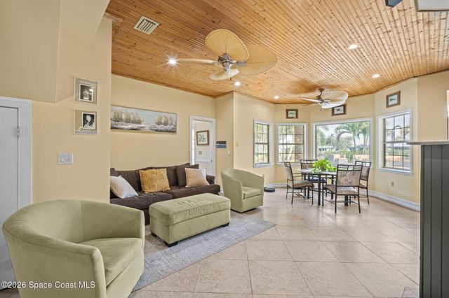 250 Lanternback Island Drive, Satellite Beach, FL 32937