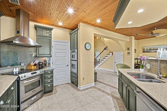250 Lanternback Island Drive, Satellite Beach, FL 32937