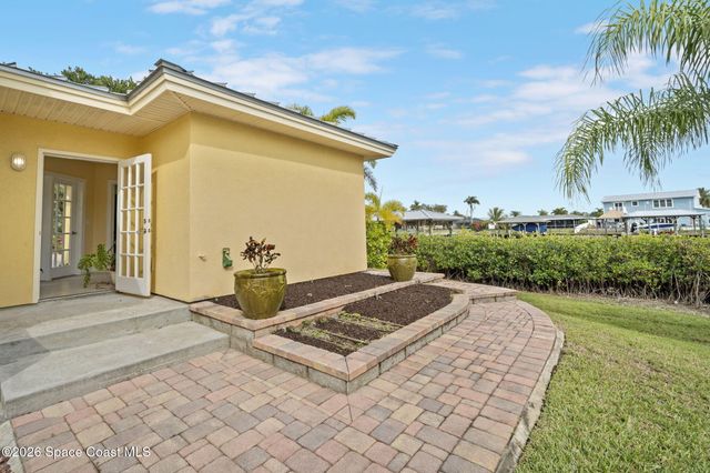250 Lanternback Island Drive, Satellite Beach, FL 32937