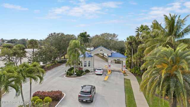 250 Lanternback Island Drive, Satellite Beach, FL 32937