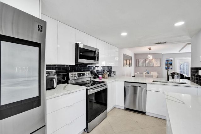 868 Crystal Lake Drive, Deerfield Beach, FL 33064