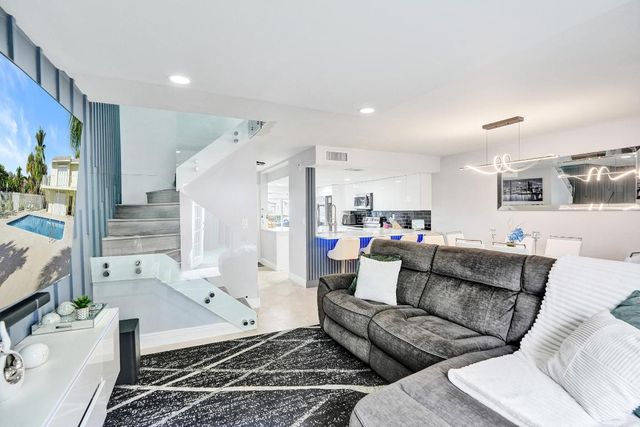 868 Crystal Lake Drive, Deerfield Beach, FL 33064