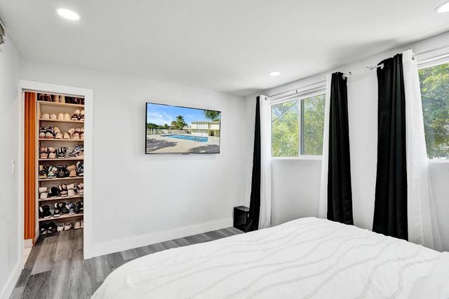 868 Crystal Lake Drive, Deerfield Beach, FL 33064