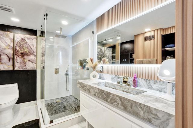 868 Crystal Lake Drive, Deerfield Beach, FL 33064