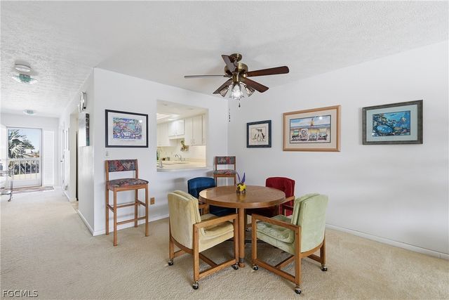 4005 SE 19th PL 8, Cape Coral, FL 33904