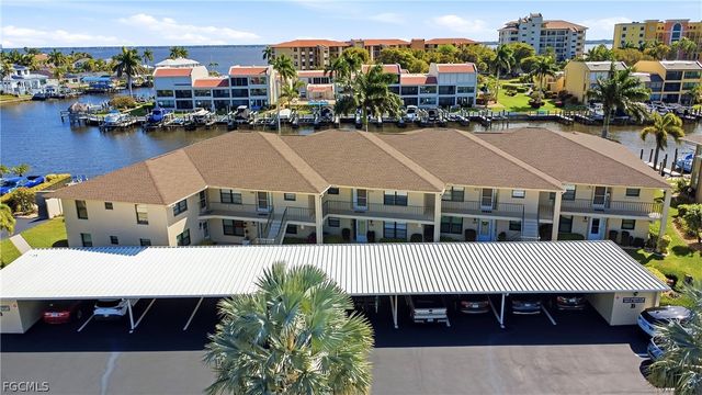 4005 SE 19th PL 8, Cape Coral, FL 33904